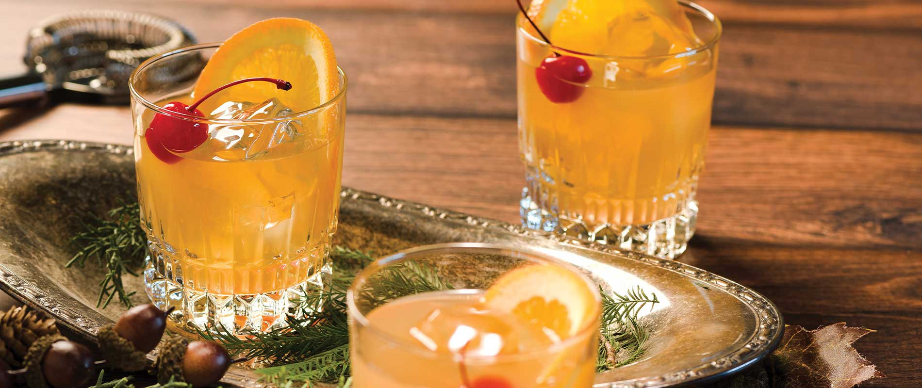 How To Make a Whiskey Sour Recipe • Rouses Supermarkets