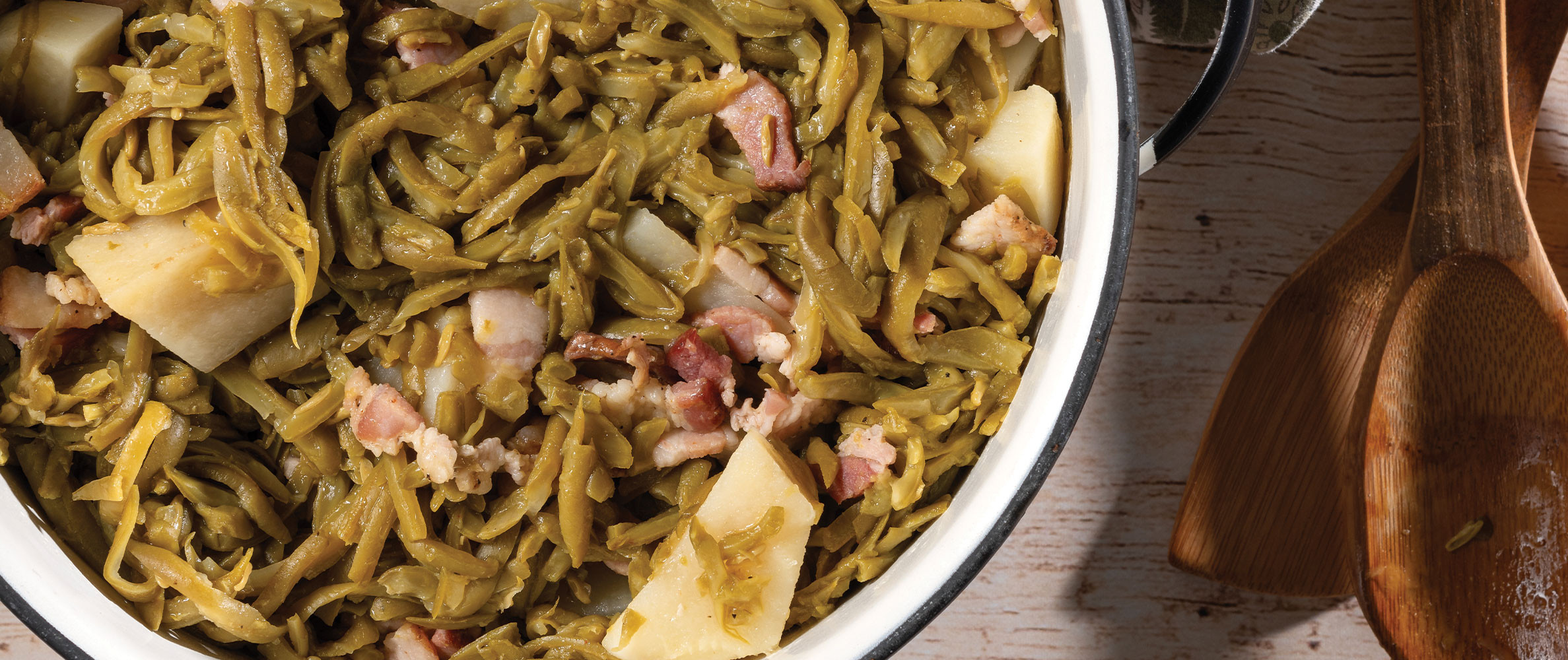 Smothered Green Bean with Potatoes Recipe • Rouses Supermarkets